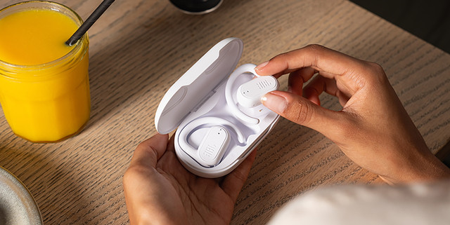 TWS JBL Soundgear Sense (JBLSNDGEARSNSWHT) White UA Гарантия 12 мес